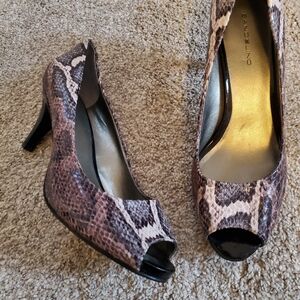 Bandolino Women's Peep Toe Snake Print High Heels - Brown Tones. Never Worn